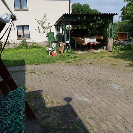 Ferienwohnung Im Einfamilienhaus, Automobil Und Robert Schumann Stadt Zwickau Extérieur photo